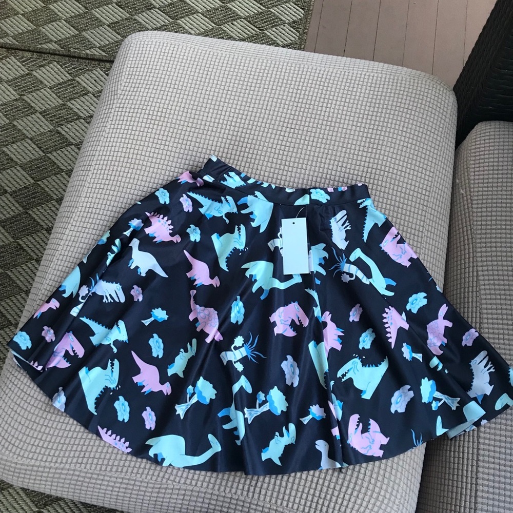 🦖 Lotus Leggings Dinosaur Skater Skirt - Picture 2 of 4